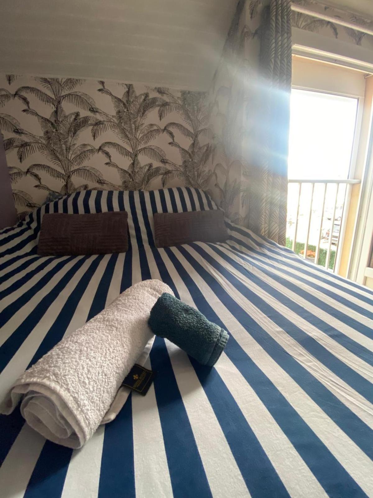 Privee Chez Maison Magnifique A 20 Min Cdg Homestay